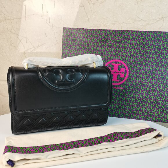 Tory Burch Handbags - NWT Tory Burch  FLEMING CONVERTIBLE SHOULDER BAG